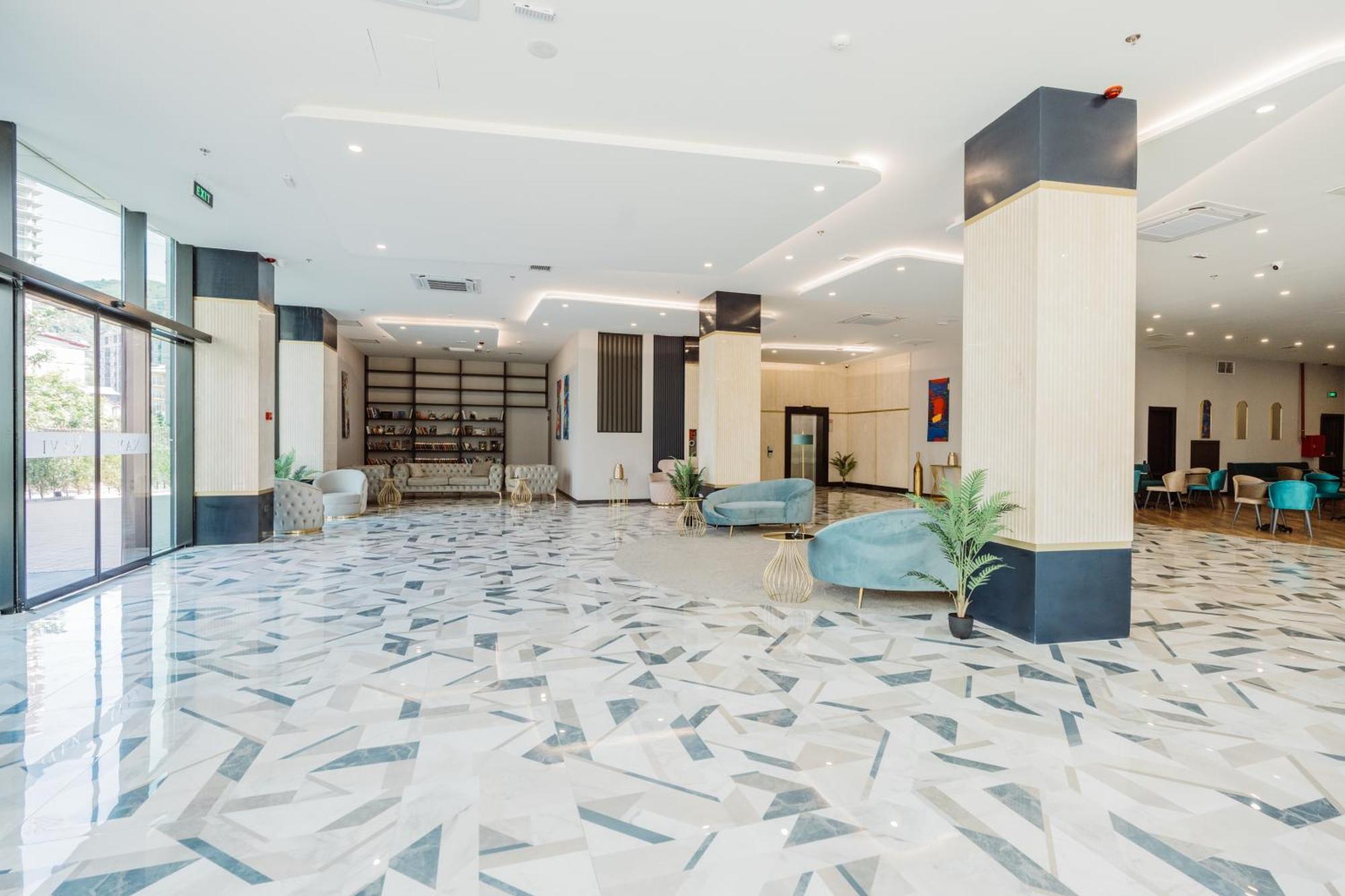 Hotel Navi Batumi Exteriör bild